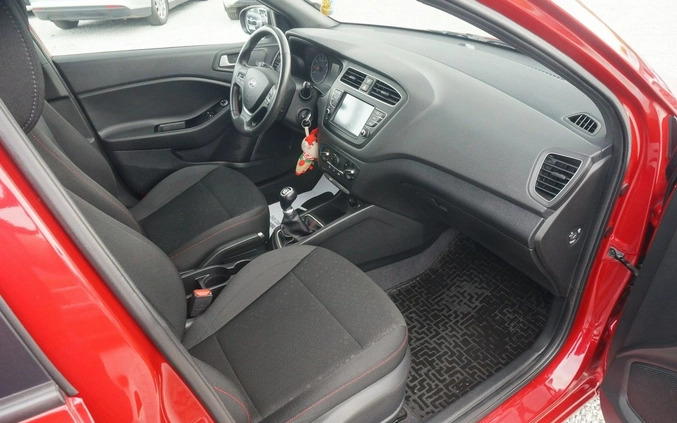 Hyundai i20 cena 45700 przebieg: 57331, rok produkcji 2018 z Działdowo małe 466